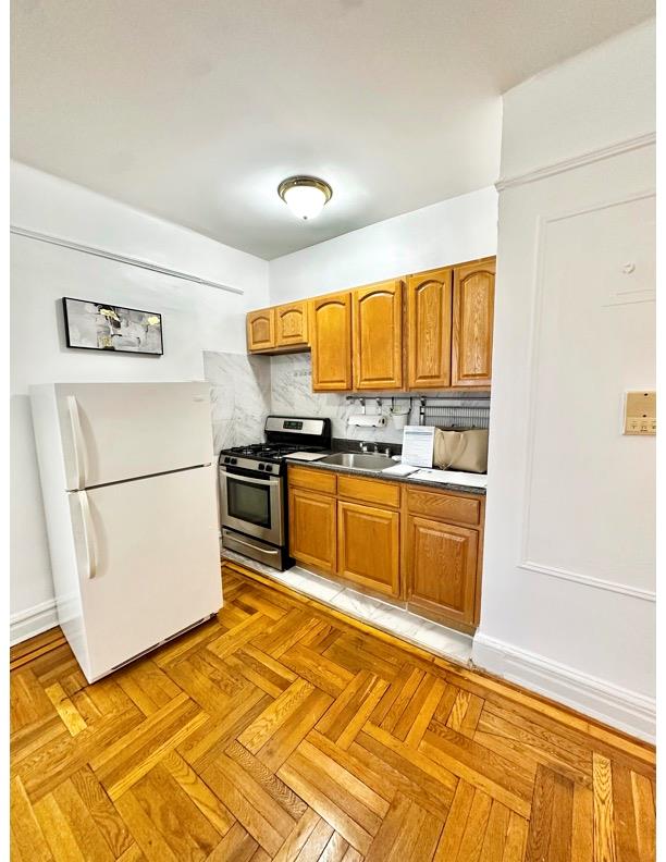 32-86 33rd Street St #D9, Astoria, New York image 10
