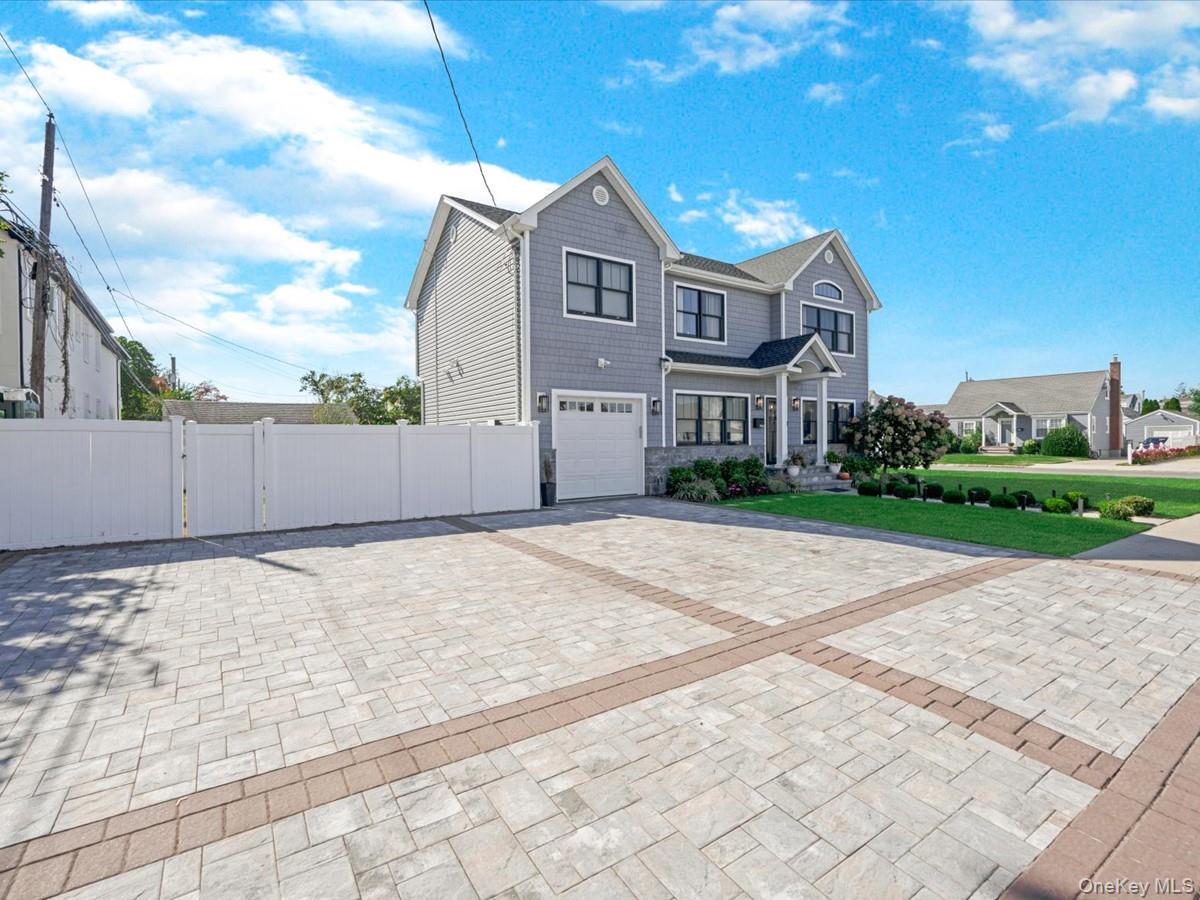 2466 Harding Court