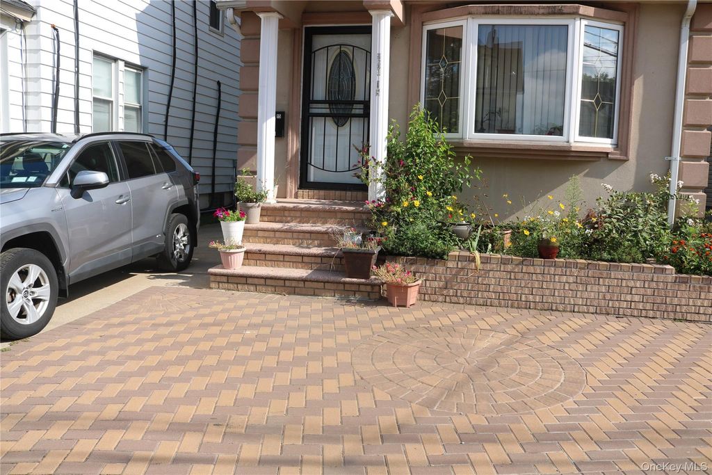 Photo of 23015 88th Avenue, Queens Village, NY 11427 (MLS # 944207)