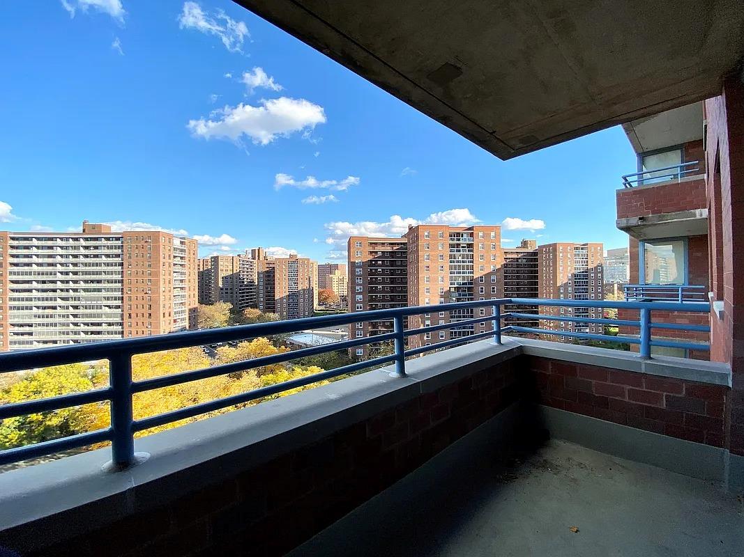 6254 97th Place #10L, Rego Park, New York image 9