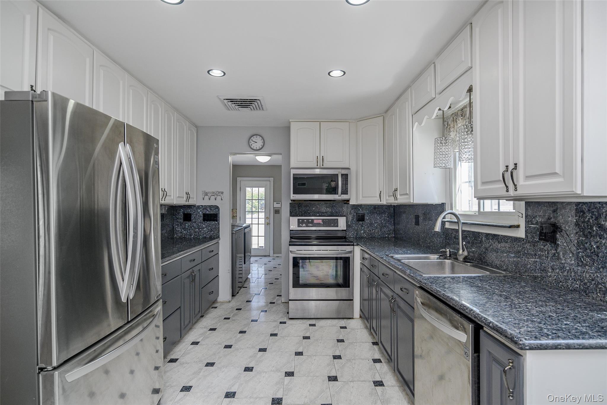 3795 Wildwood Street