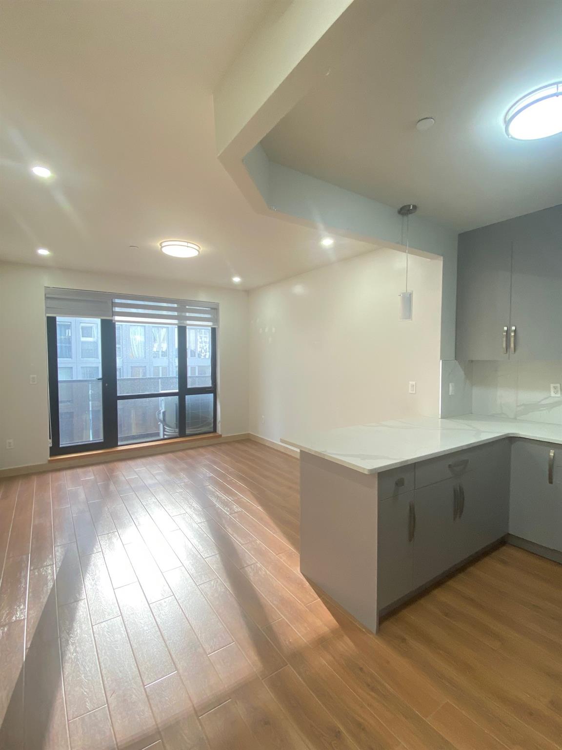 42-22 Crescent Street #8C, Long Island City, New York image 3