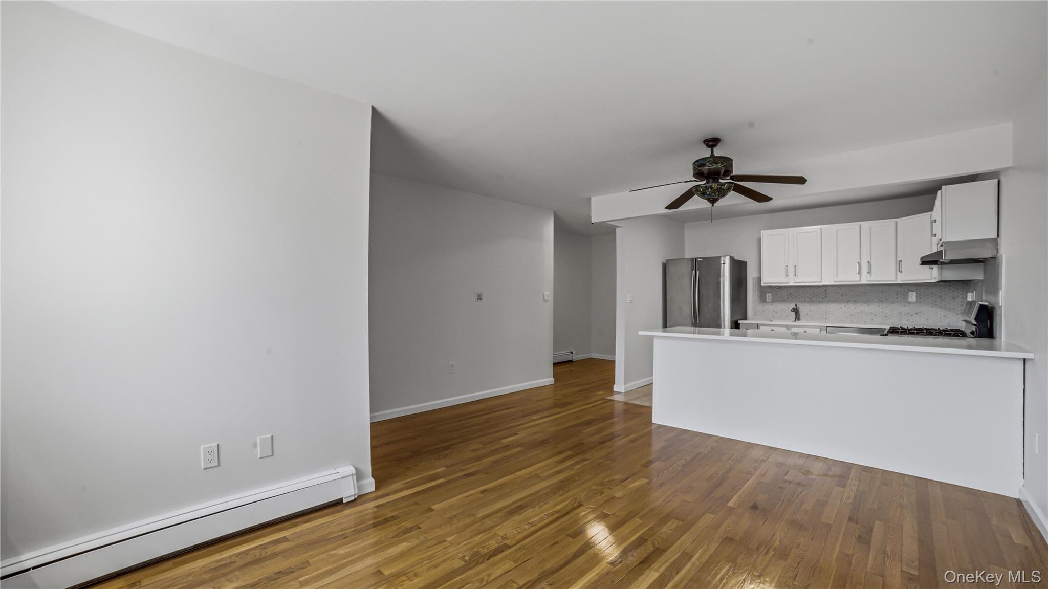 2011 Colonial Avenue