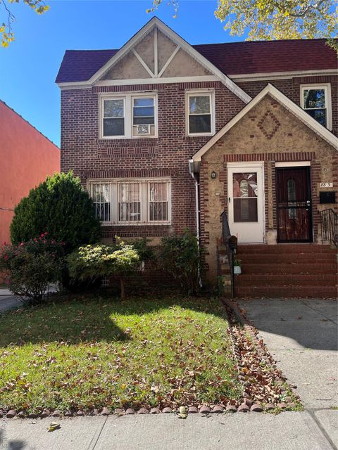 8840 207th Street Queens Village NY 11427