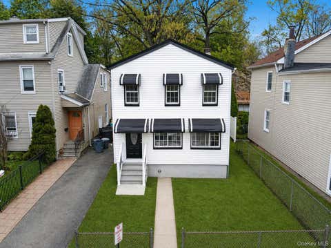 Homes For Sale - 81 Potter Avenue<br/> New Rochelle, NY 10801