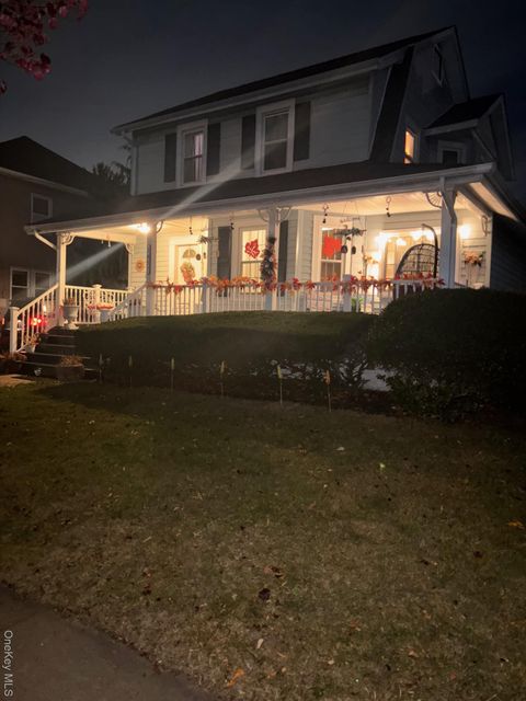 Photo of 2657 Wilson Avenue, Bellmore, NY 11710 (MLS # 933388)