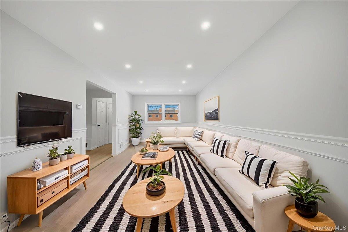 4158 Baychester Avenue