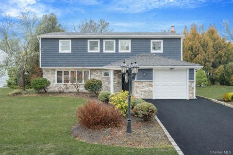 12 Crabapple Lane Commack NY 11725
