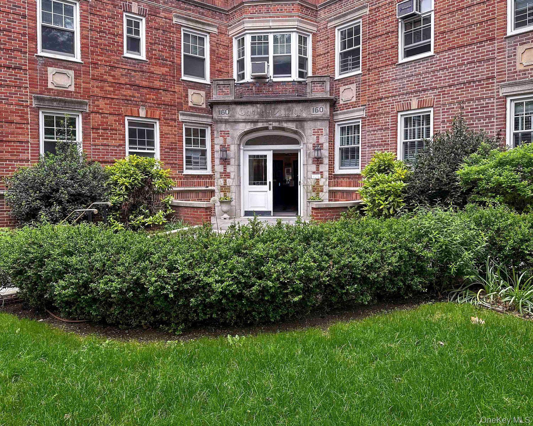 160 Cabrini Boulevard 62