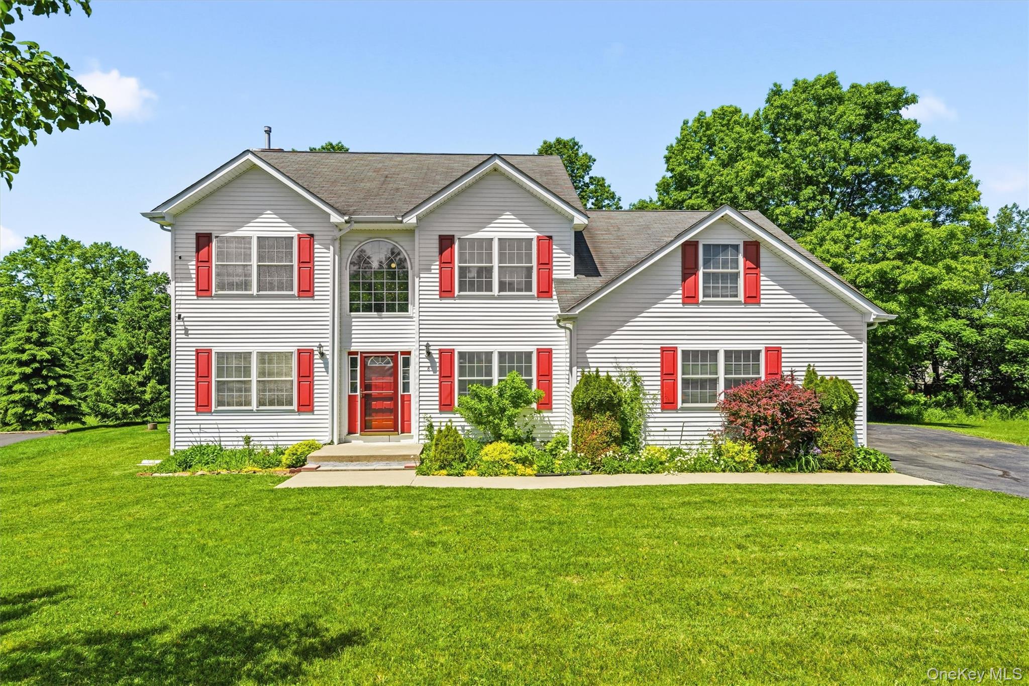 8 Wayne Court