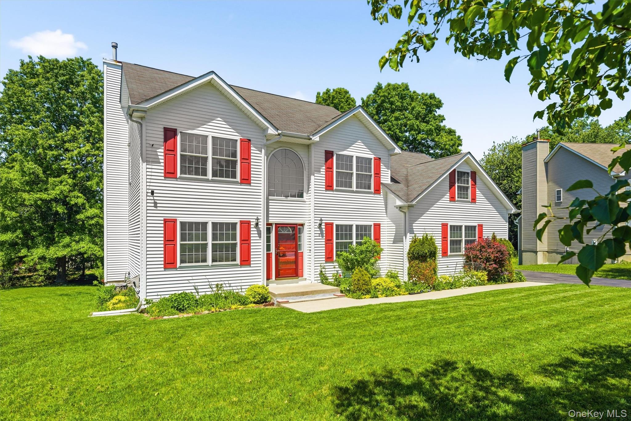 8 Wayne Court