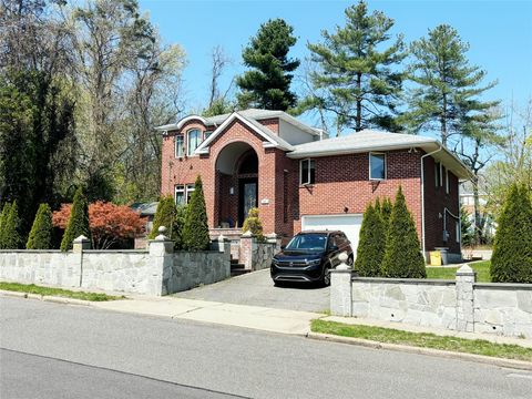 300 Ellen Place, Oyster Bay, NY 11753 - MLS#: 841649