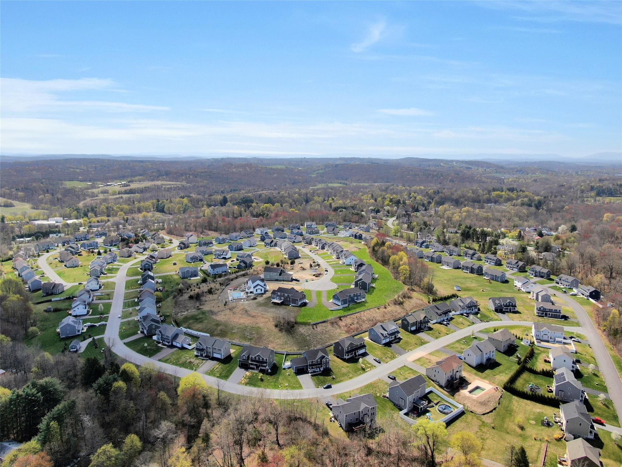 25 Dartmouth Drive, Poughkeepsie, New York image 14