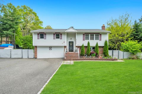 Photo of 485 Canal Road, Port Jefferson Station, NY 11776 (MLS # 996333)