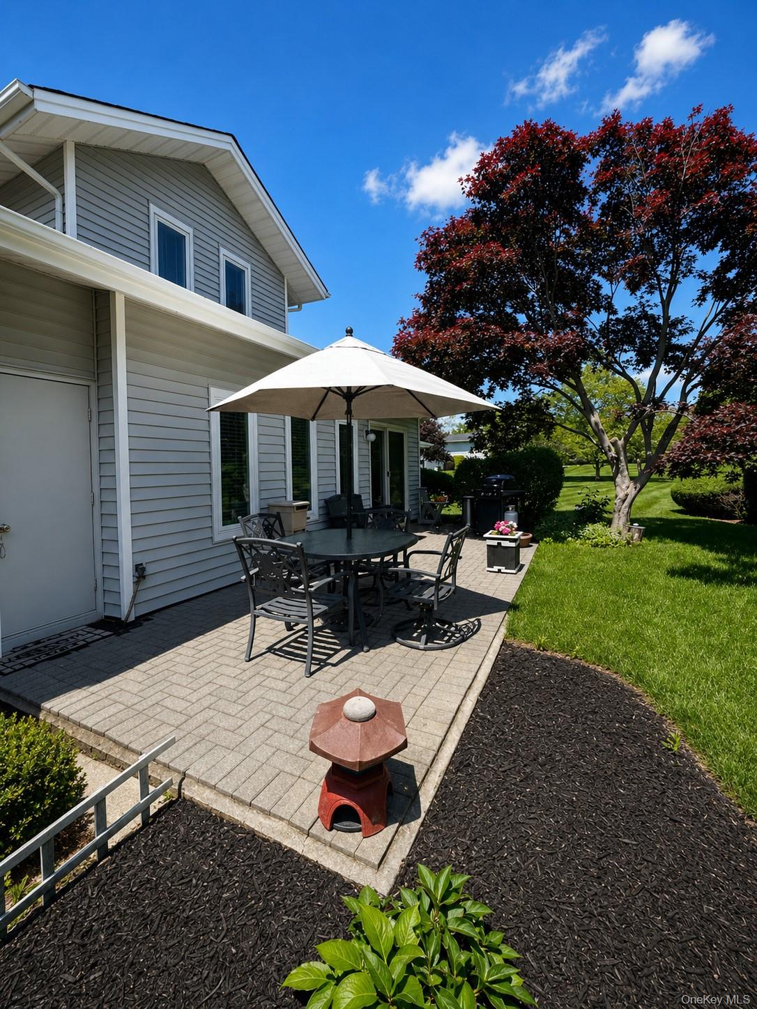 409 Elton Court E