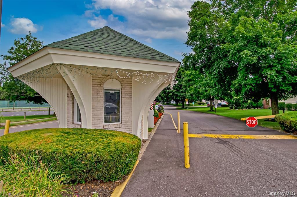 Photo of 409 Elton Court E, Saint James, NY 11780 (MLS # 1008656)