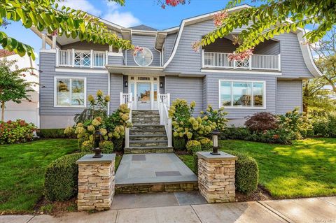 Photo of 1471 Bay Boulevard, Atlantic Beach, NY 11509 (MLS # L3576137)