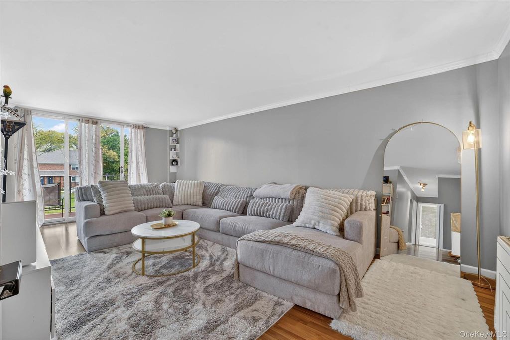 Photo of 1 Lakeview Drive #2N, Peekskill, NY 10566 (MLS # 995270)