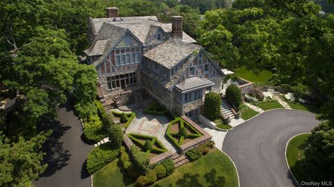 Homes For Sale - 5 Oakledge Road<br/> Bronxville, NY 10708