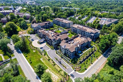 Photo of 120 Old Post Road #PH-E303, Rye, NY 10580 (MLS # 1028728)
