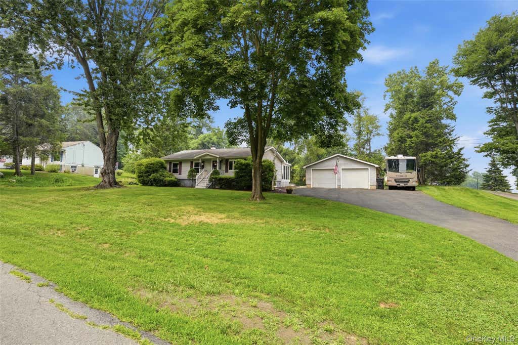 Photo of 4 Seneca Lane, Milton, NY 12547 (MLS # 1015909)