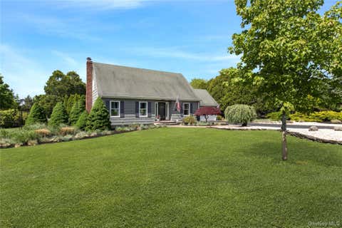 Homes For Sale - 450 Maple Lane<br/> Greenport, NY 11944