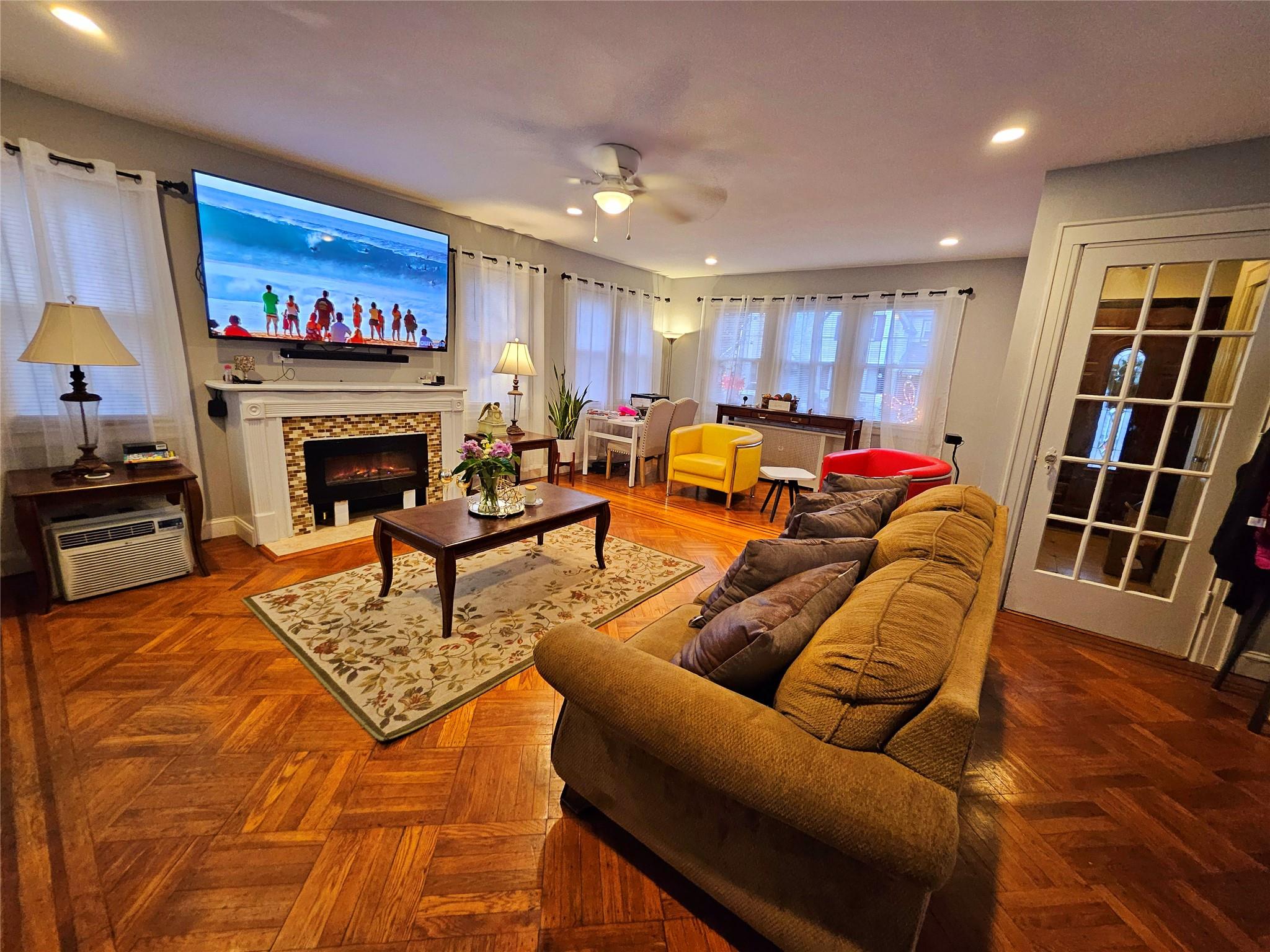 162 Oak Street, West Hempstead, New York image 2