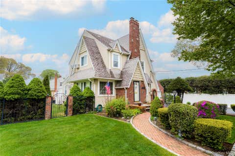 Homes For Sale - 2258 2nd Street<br/> East Meadow, NY 11554