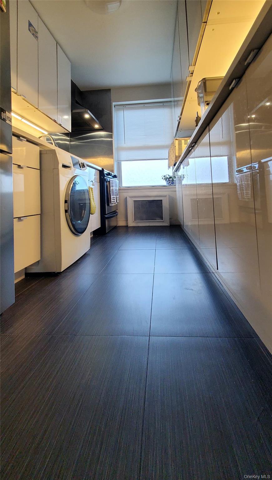 138-29 Jewel Avenue 1C