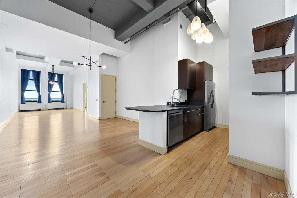 Photo of 25 Leroy Place #511, New Rochelle, NY 10805 (MLS # 1039890)
