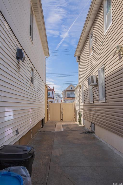 93-33 207th Street, Queens Village, New York image 21