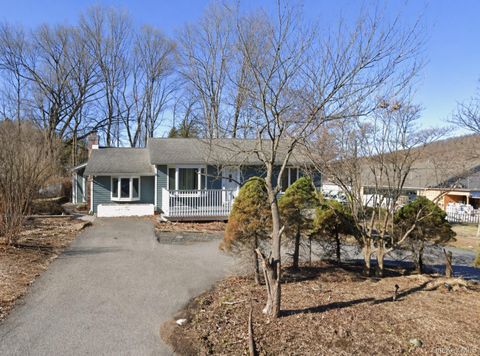 6 Merriewold Lane S Monroe NY 10950