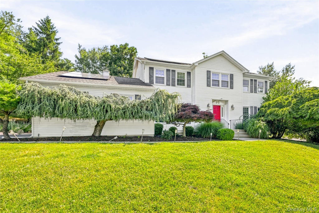 Photo of 2 Sloane Court, Stony Point, NY 10980 (MLS # 1016480)