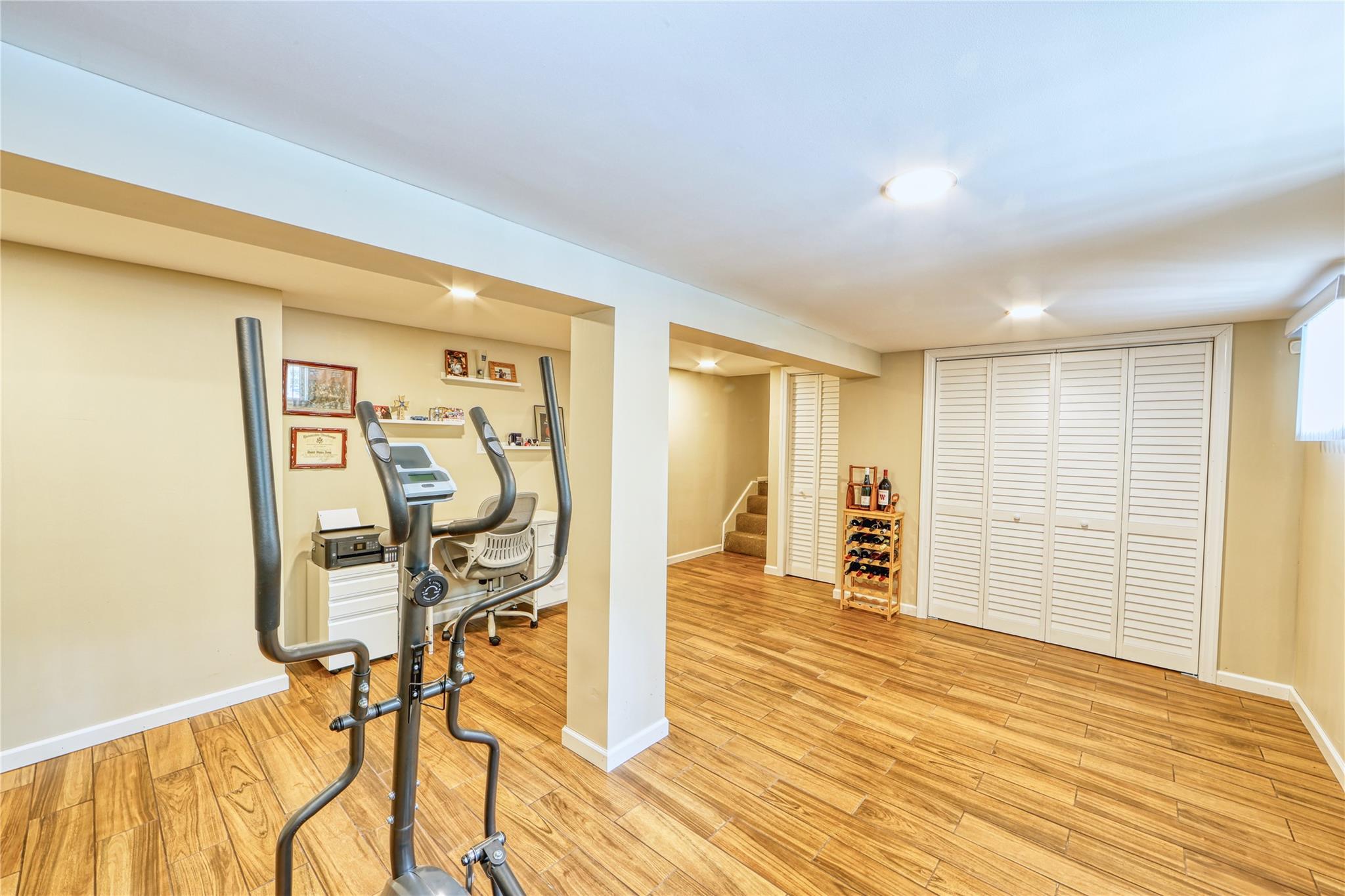 36 Oriole Way, Dix Hills, New York image 28