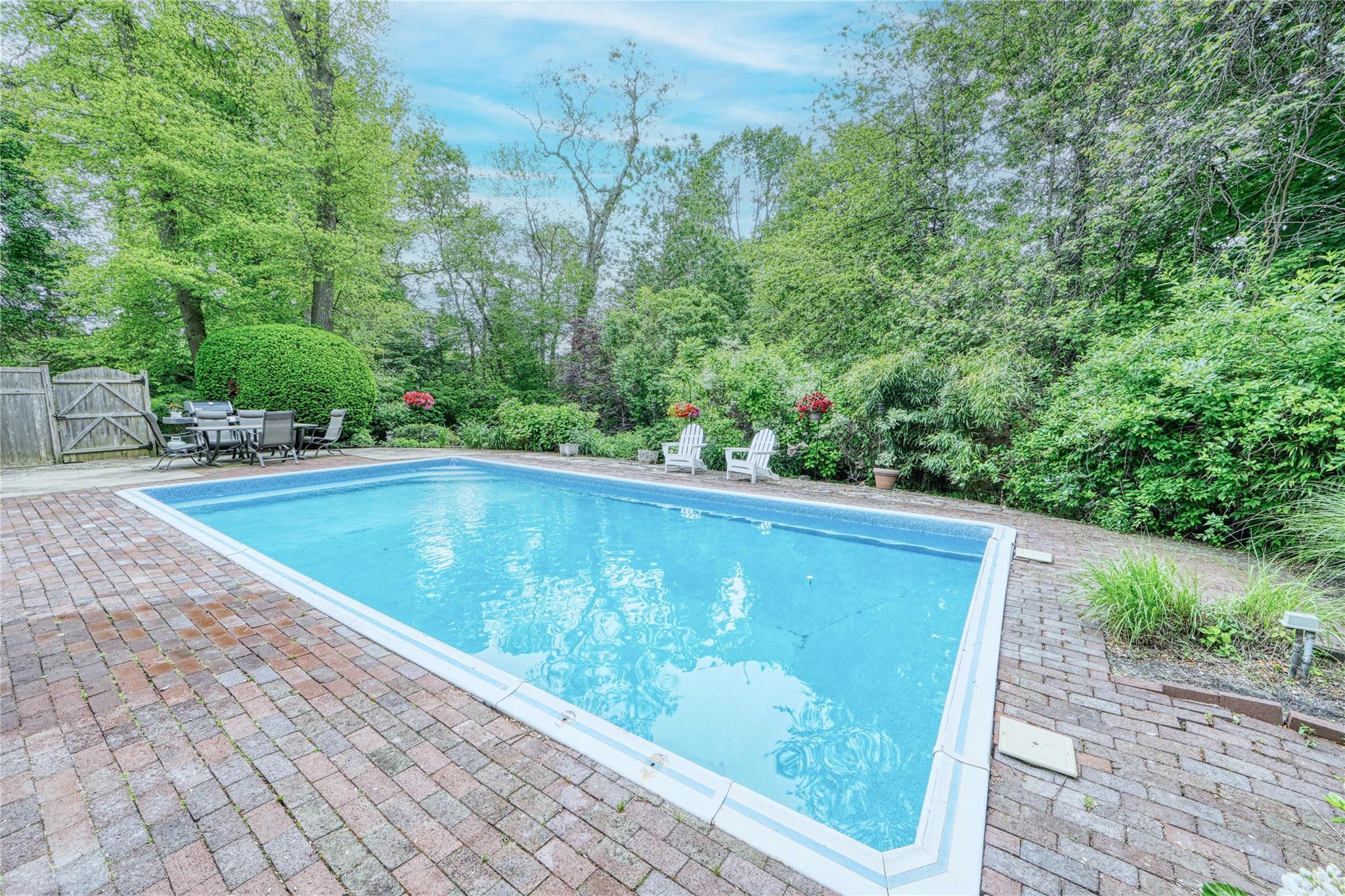 36 Oriole Way, Dix Hills, New York image 31