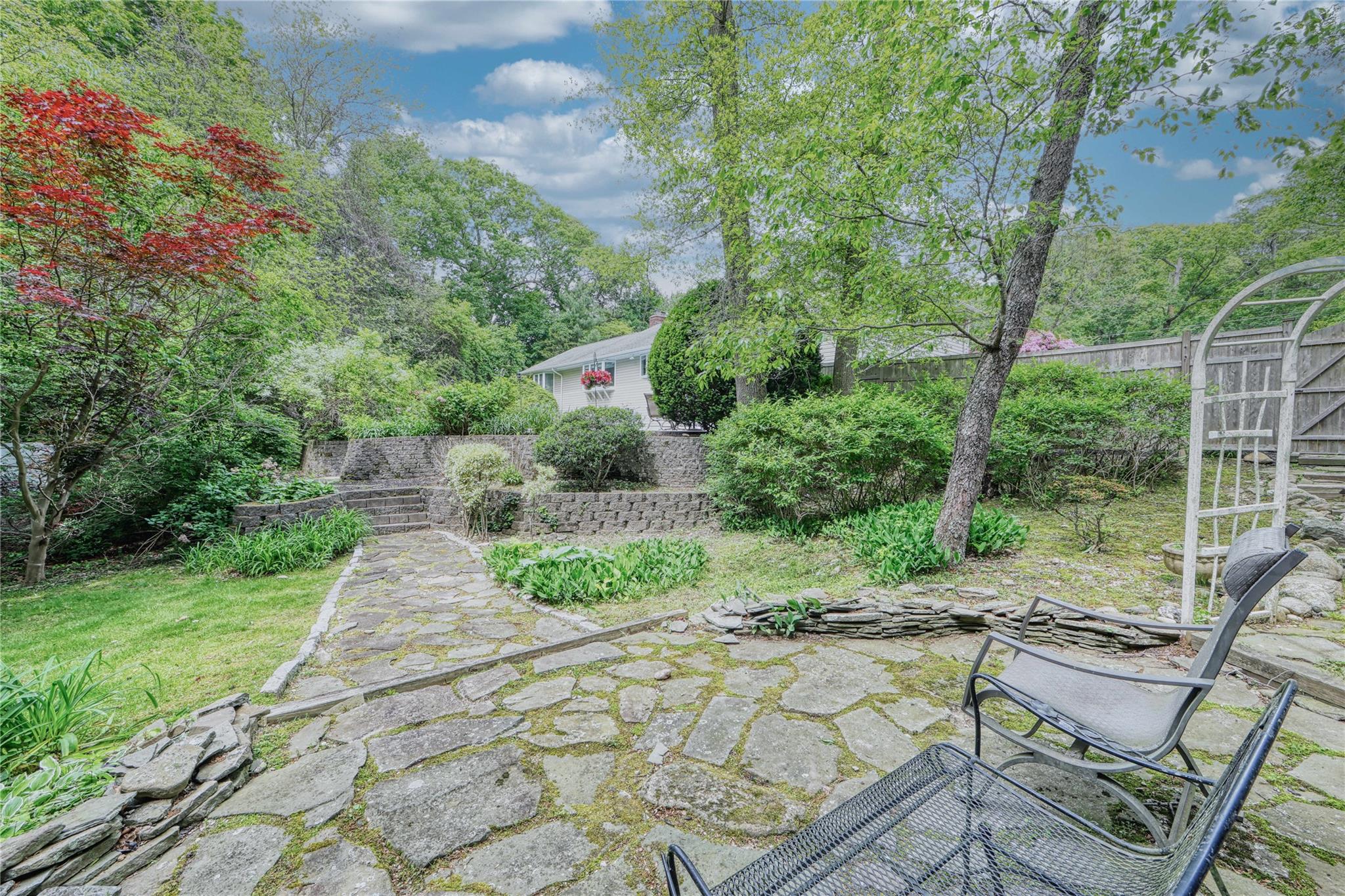 36 Oriole Way, Dix Hills, New York image 36