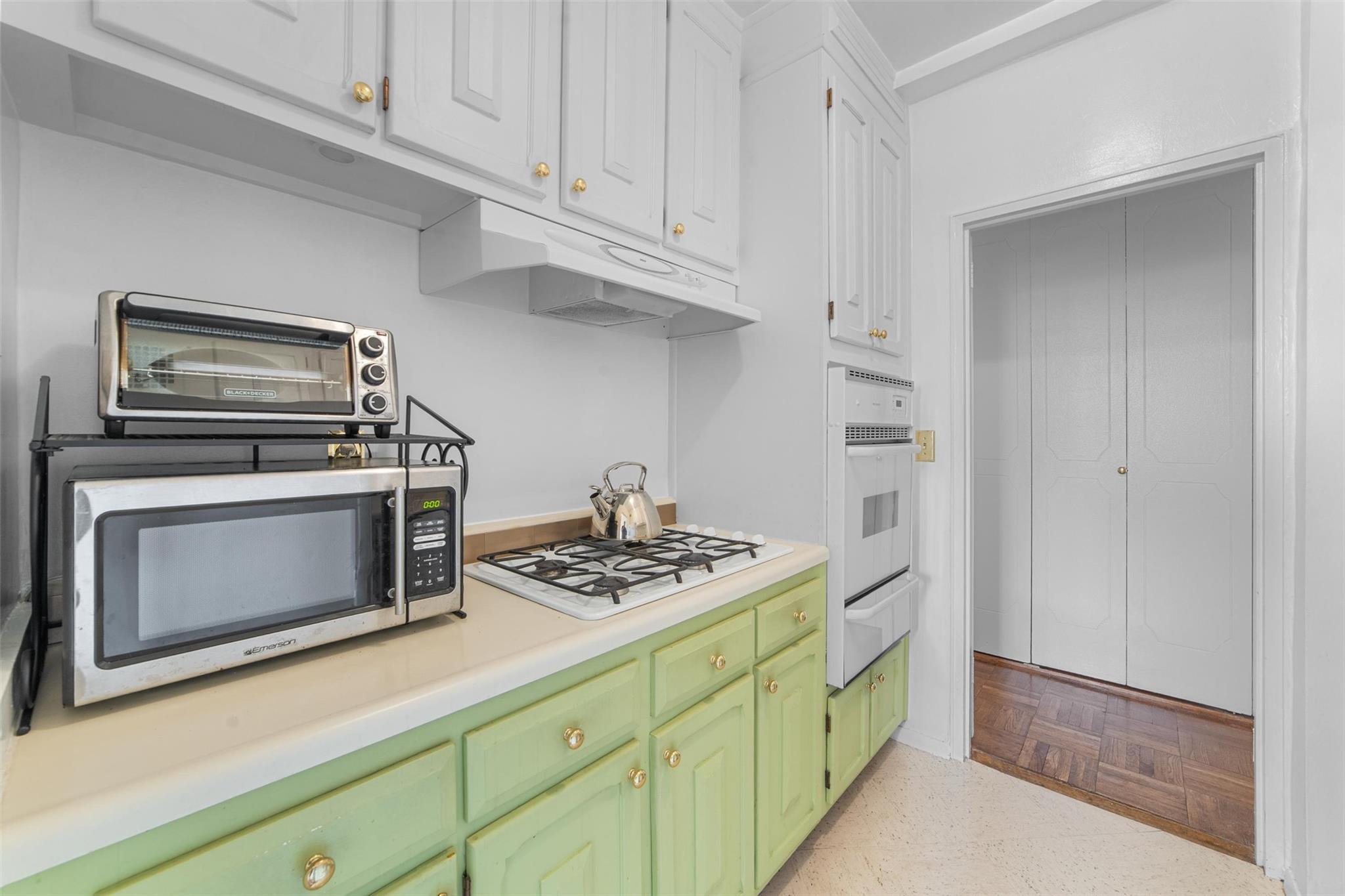10 Lake Street #6E, White Plains, New York image 9