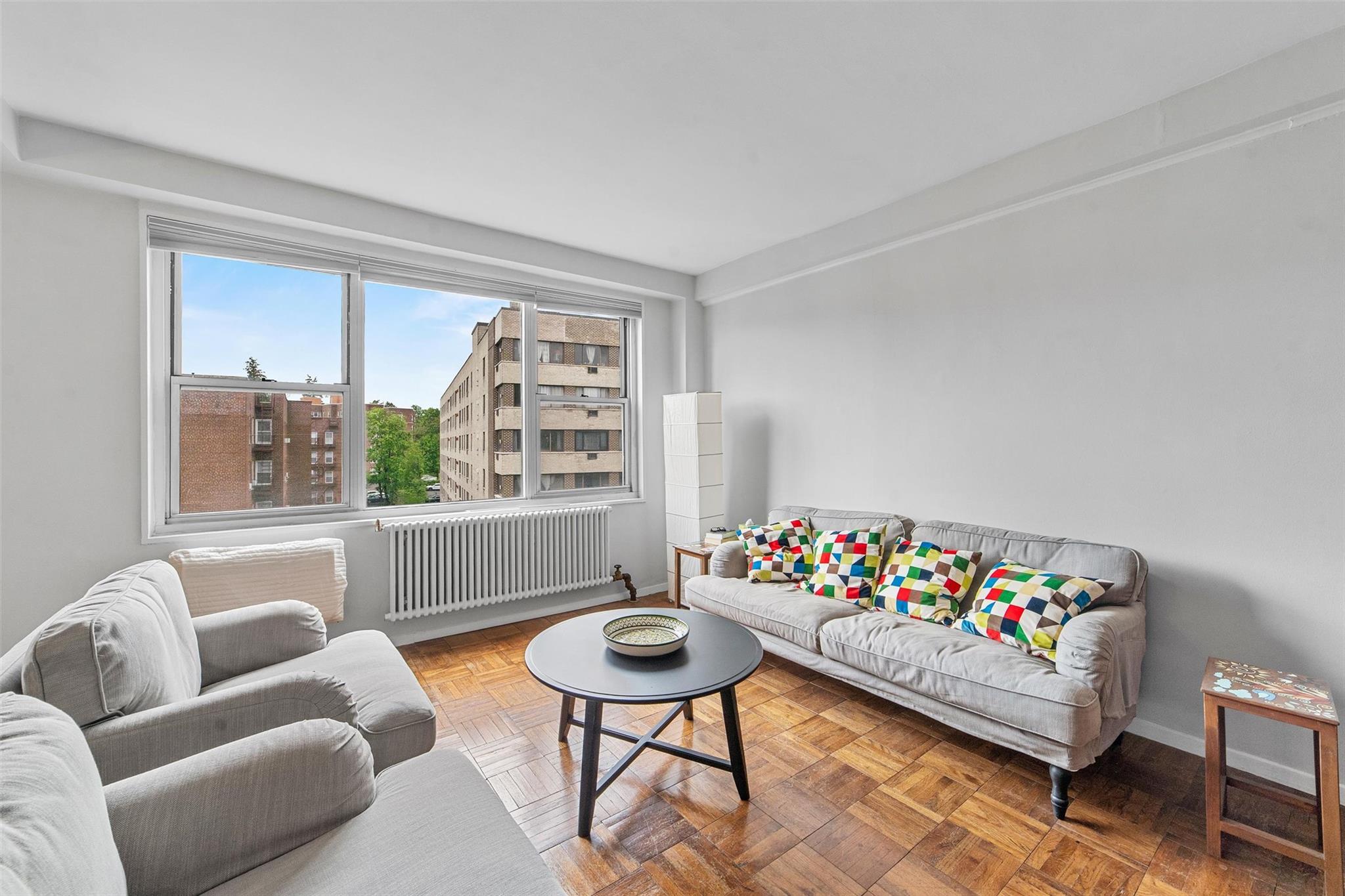 10 Lake Street 6E