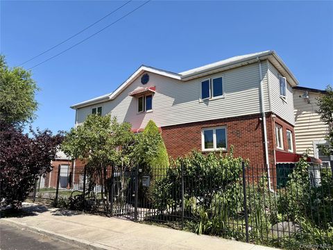 54-36 152nd Street Flushing NY 11355