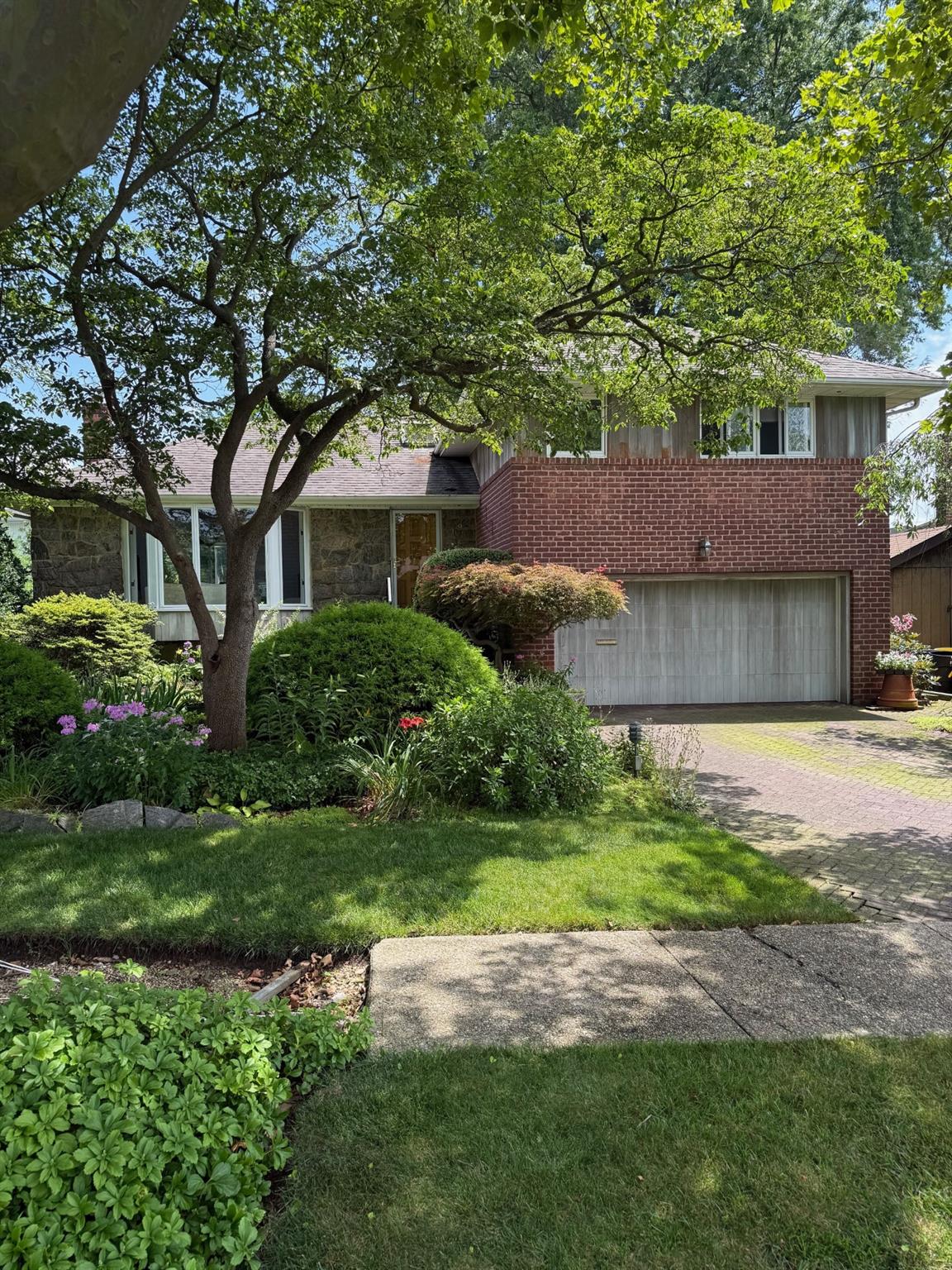19 Clearland Road