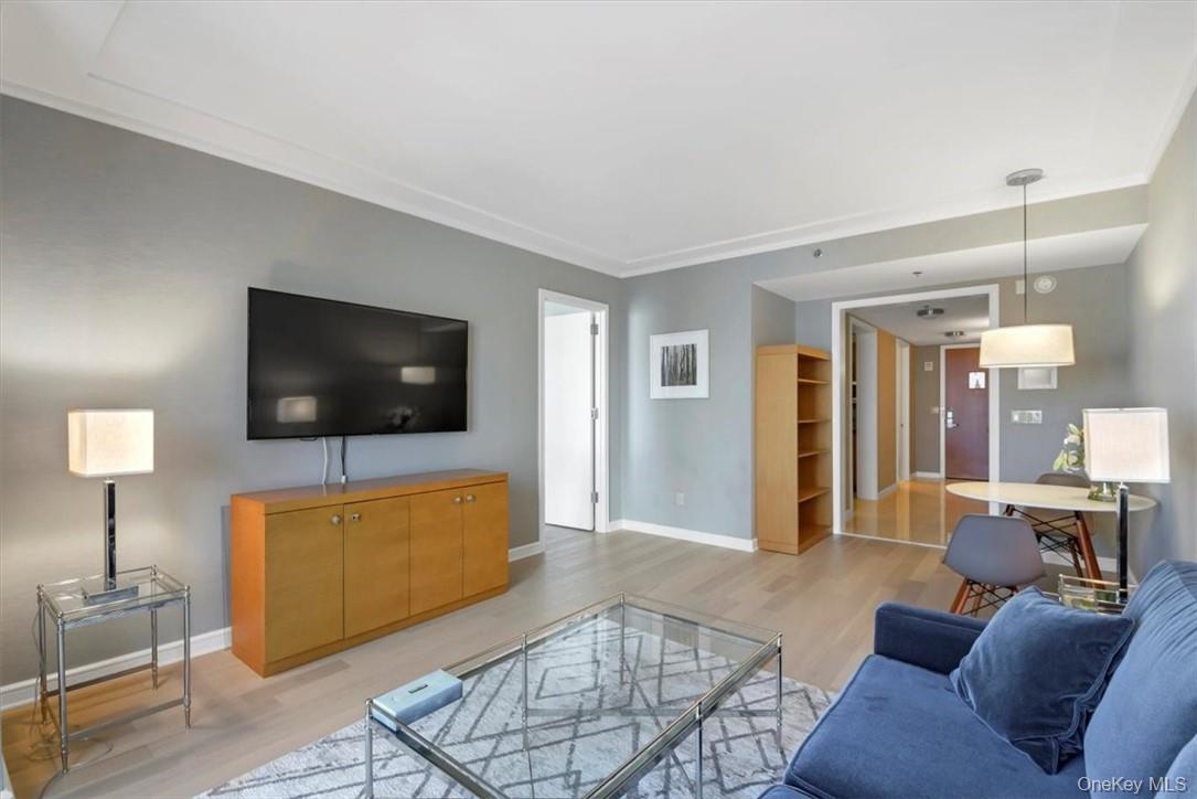 1 Renaissance Square 7B