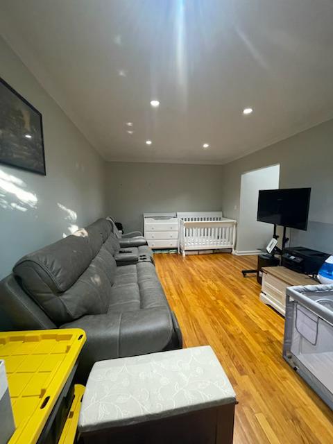 1 Burbank Street 2a