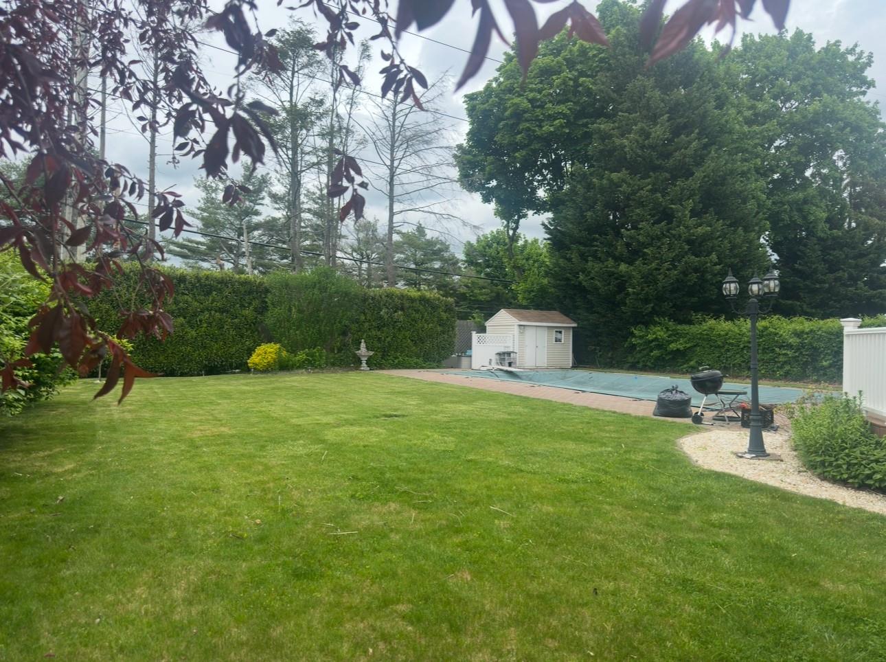 24 Edna Drive, Syosset, New York image 20