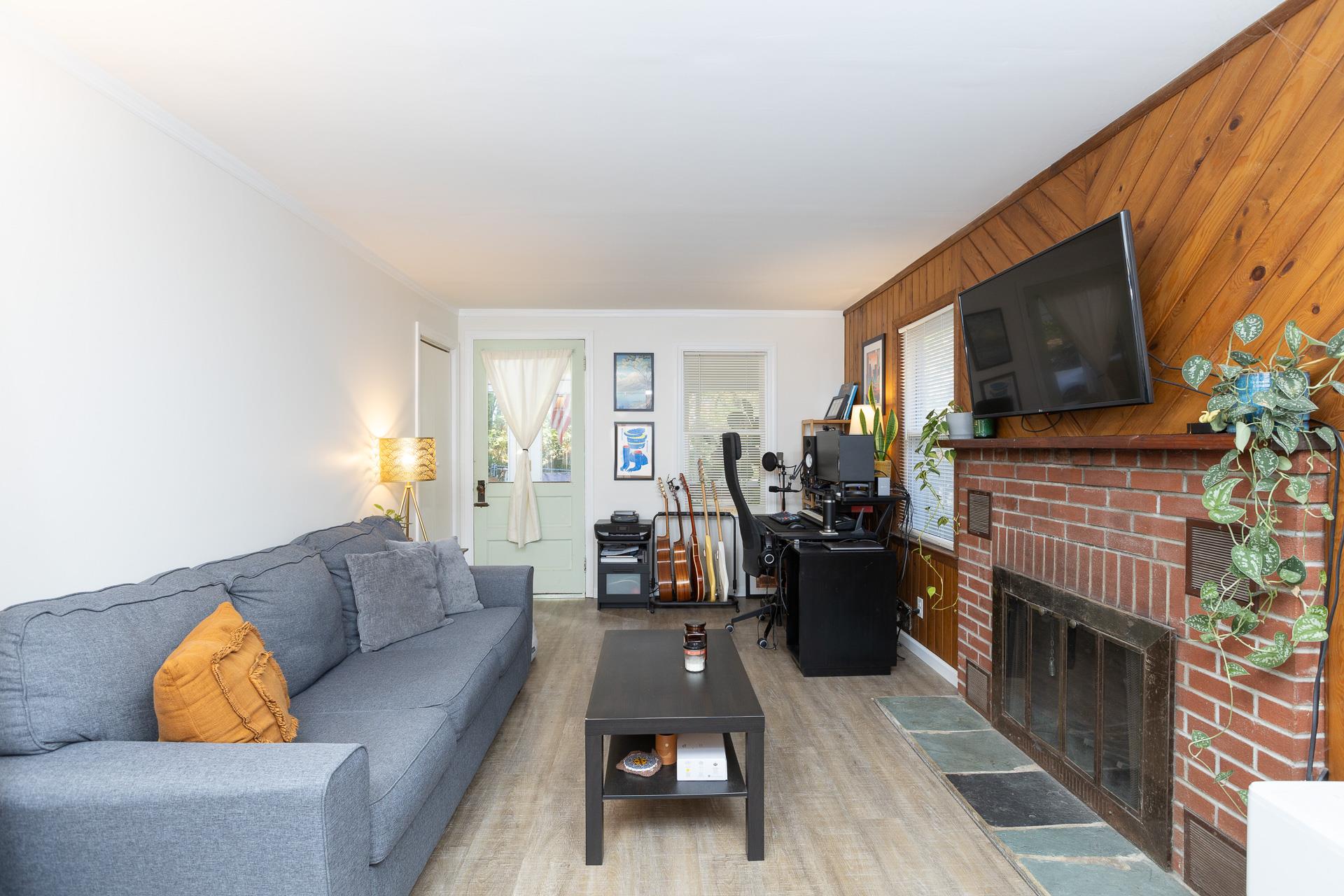 137C Shore Road, Mount Sinai, New York image 12