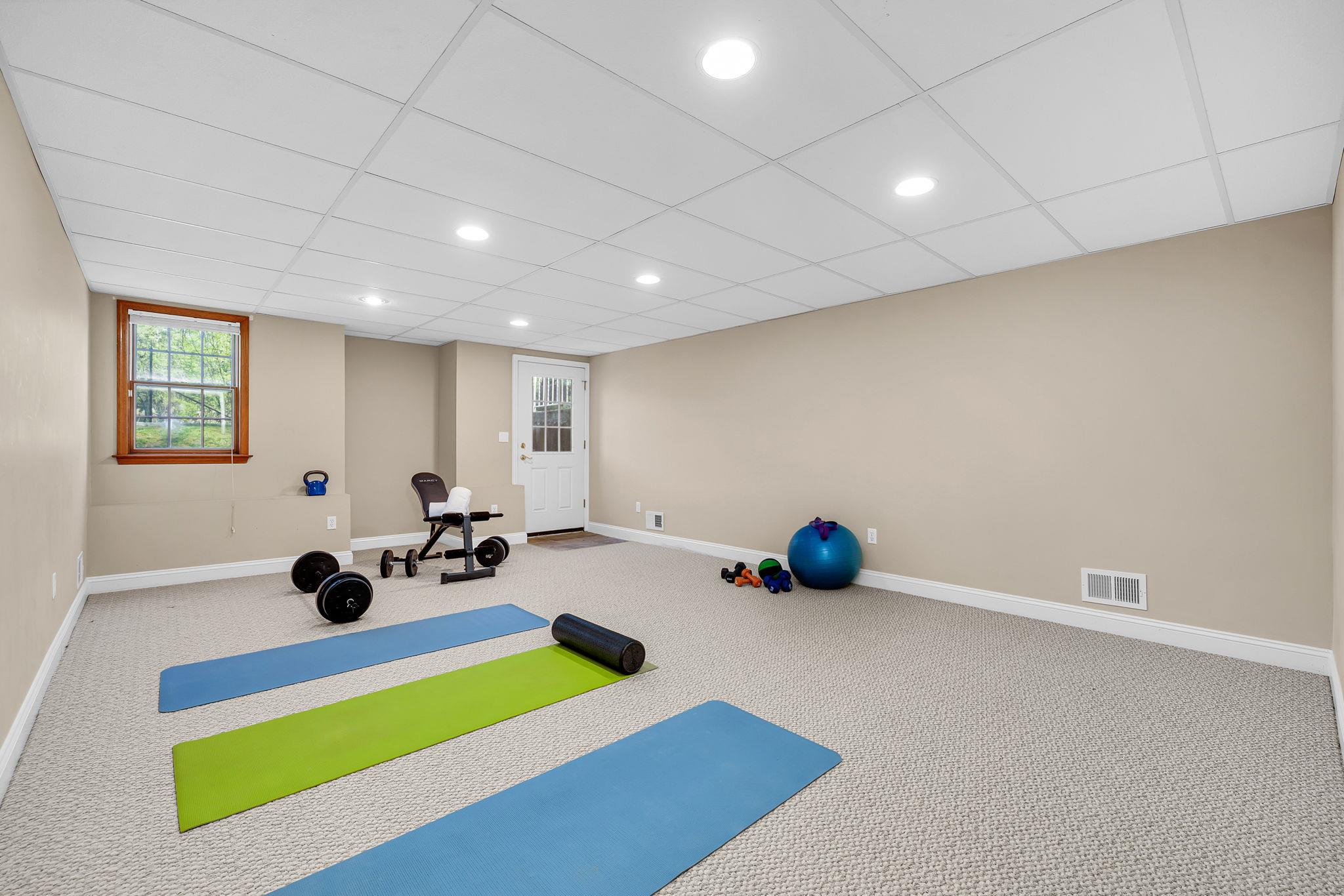 24 Hollow Tree Road, Briarcliff Manor, New York image 36