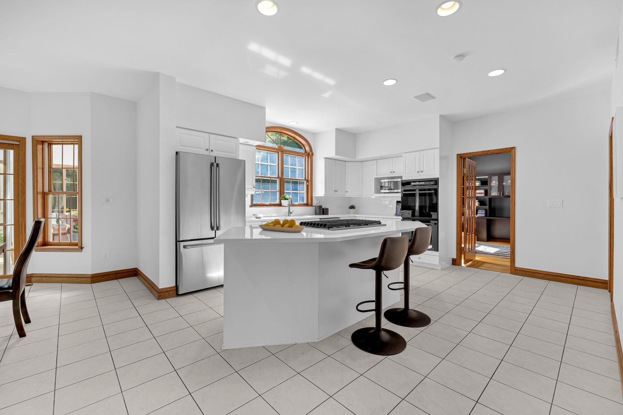 24 Hollow Tree Road, Briarcliff Manor, New York image 11
