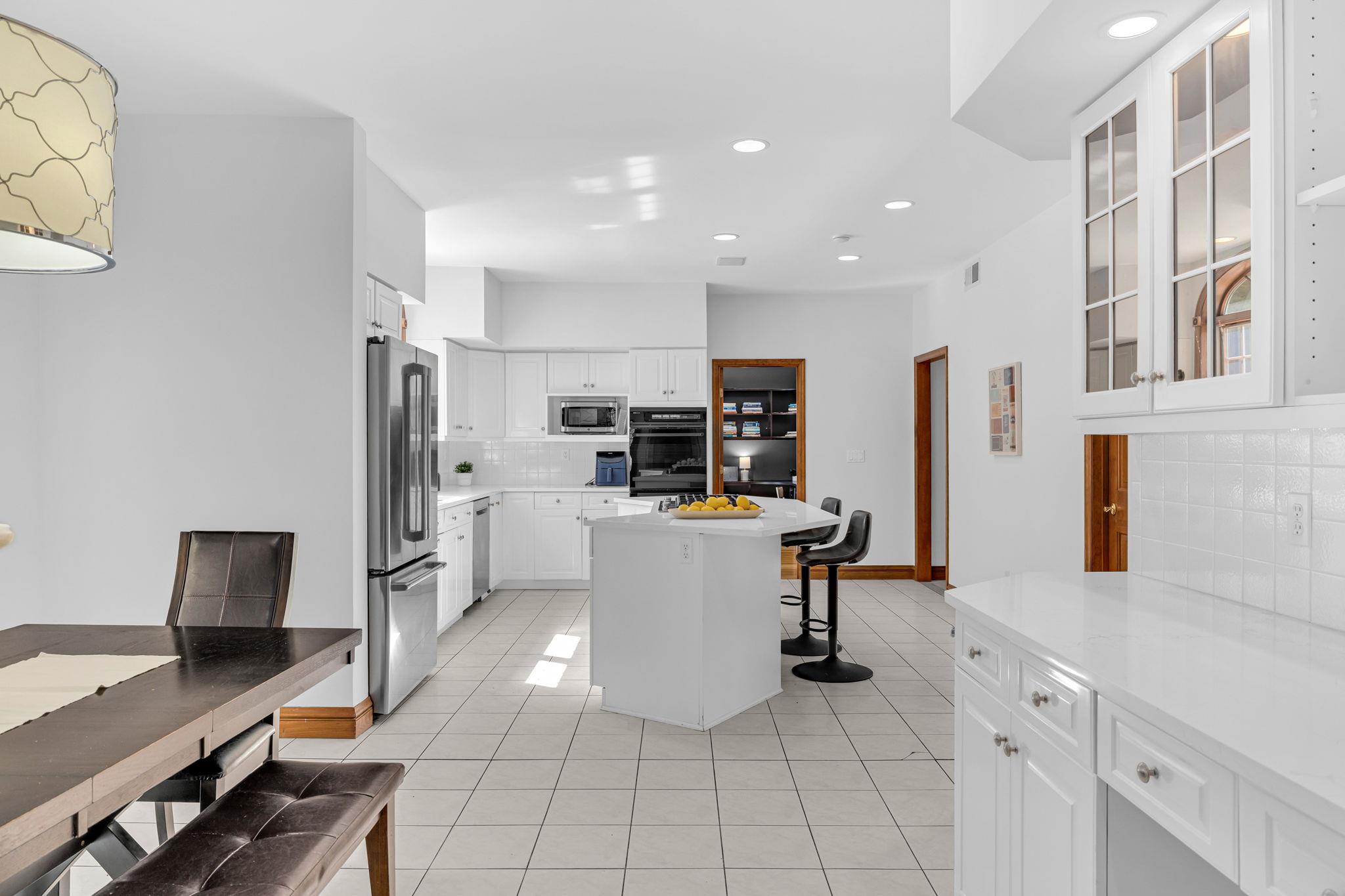 24 Hollow Tree Road, Briarcliff Manor, New York image 14