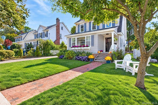 48 BEECHWOOD AVE, MANHASSET, NY 11030 - Image a6663b7515b2ee3cebe7247f4fde1c13/2185977091
