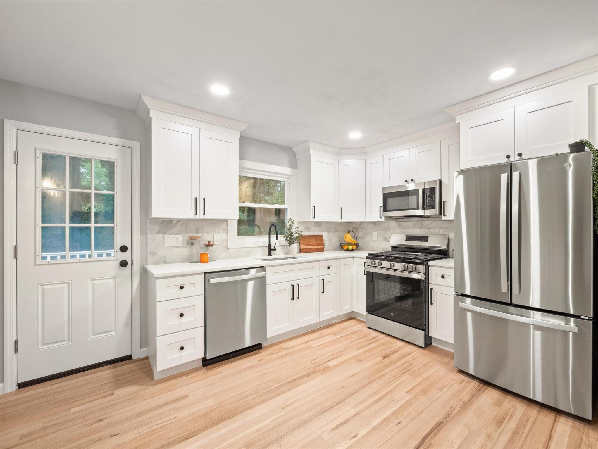 31 Pennsylvania Avenue, Valley Cottage, New York image 15