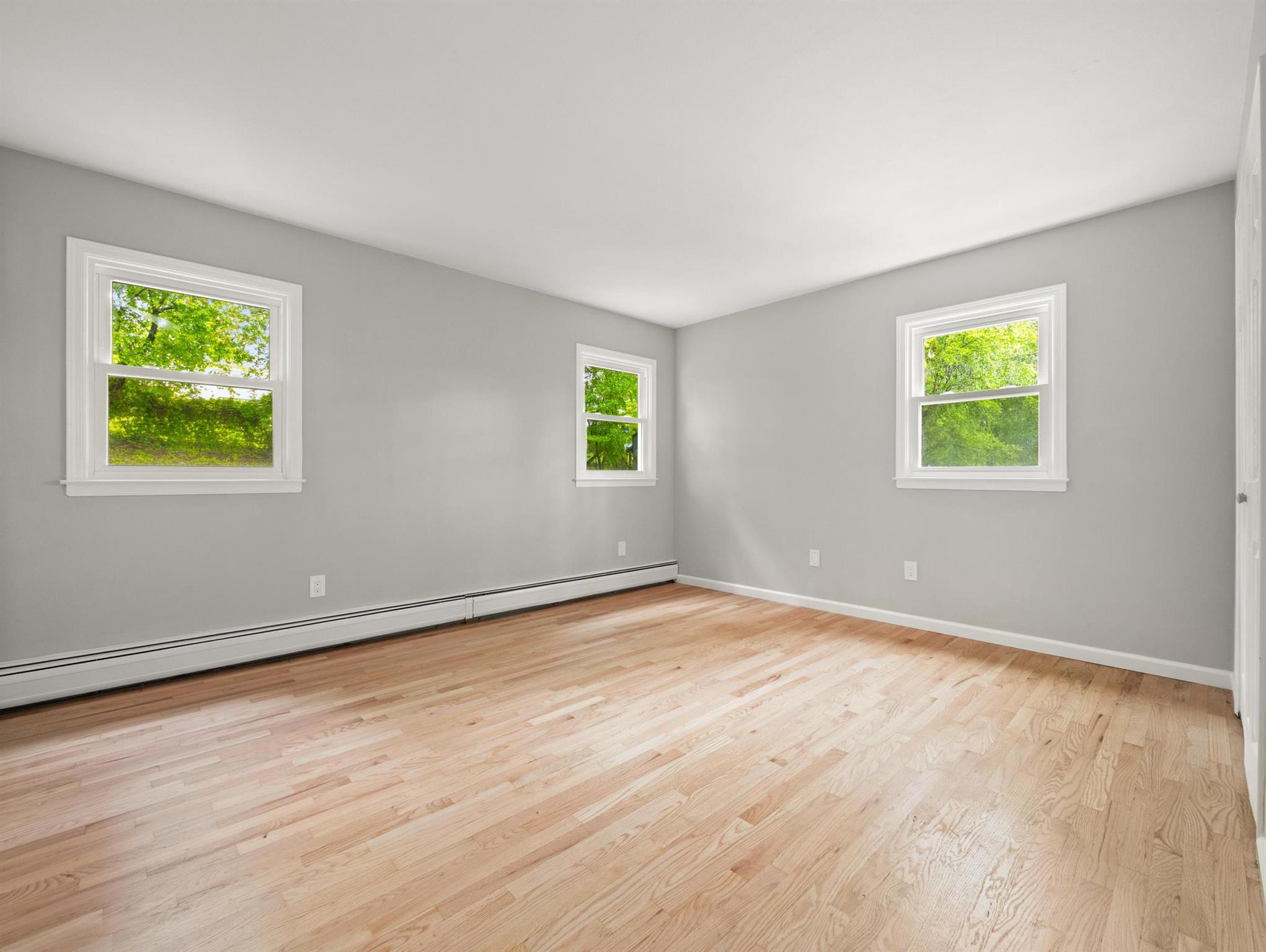 31 Pennsylvania Avenue, Valley Cottage, New York image 20